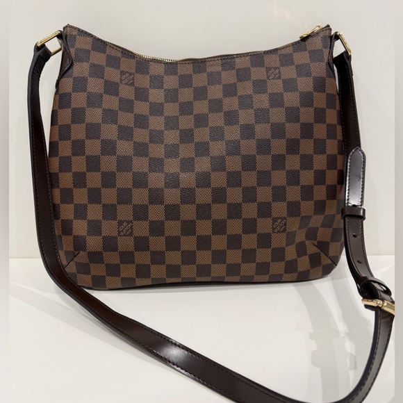 Elegant  Brown Checkered Shoulder Bag - Picture 8 of 11